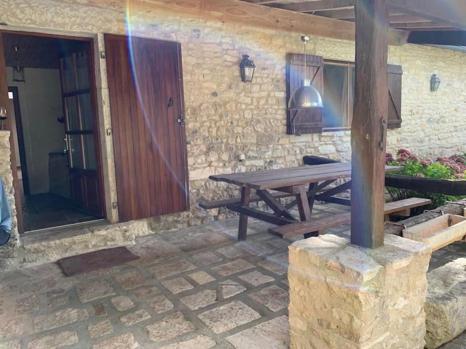 Uniquely Private Holiday Villa In The Charente Puyreaux Zewnętrze zdjęcie