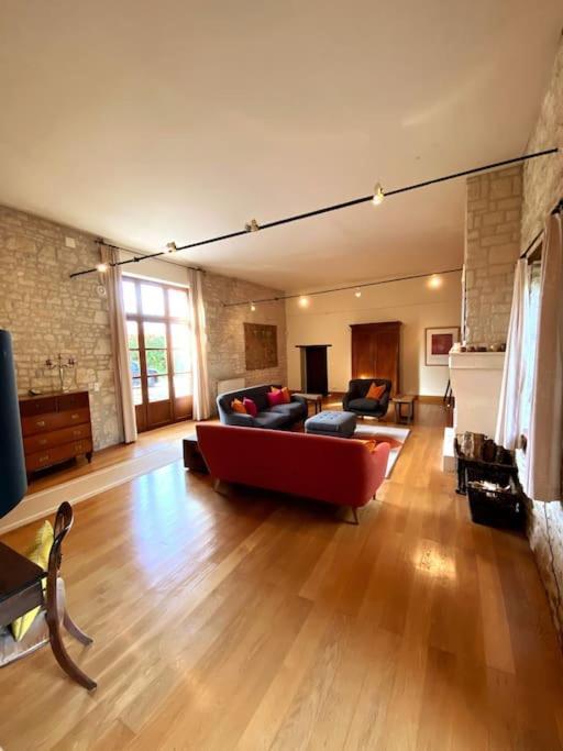 Uniquely Private Holiday Villa In The Charente Puyreaux Zewnętrze zdjęcie