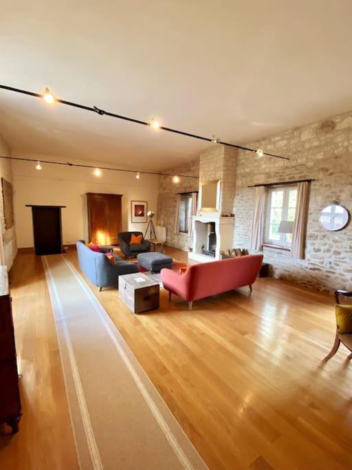 Uniquely Private Holiday Villa In The Charente Puyreaux Zewnętrze zdjęcie